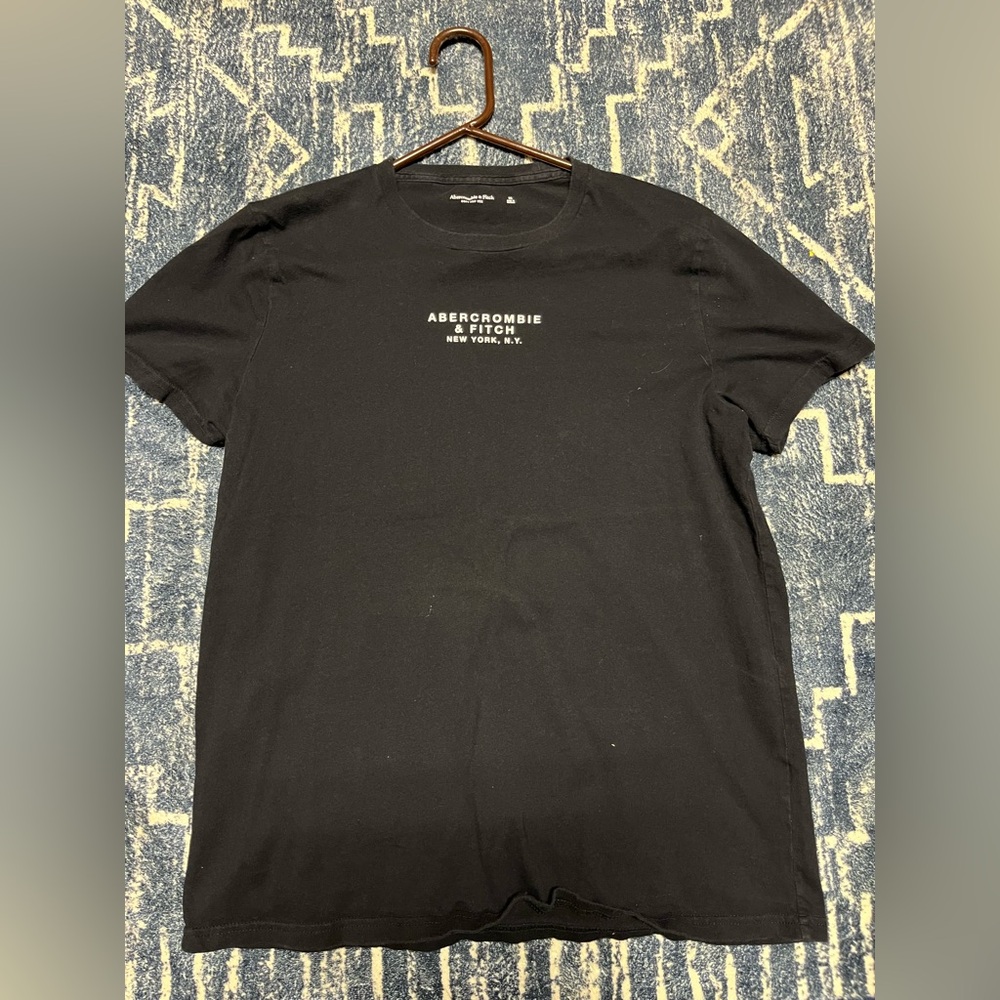 Abercrombie & Fitch Black Tee
